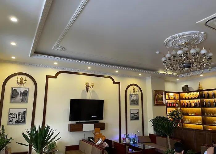 Diamond Khách sạn 2*